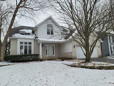 5104 Coneflower Dr Naperville, IL 60564