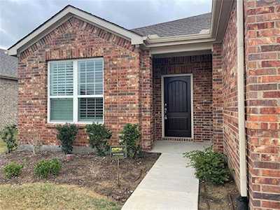 1815 Bentwater Lane Frisco, TX 75036