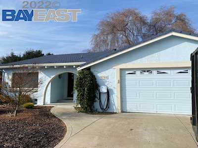 3785 Rocky Mountain Ct Pleasanton, CA 94588