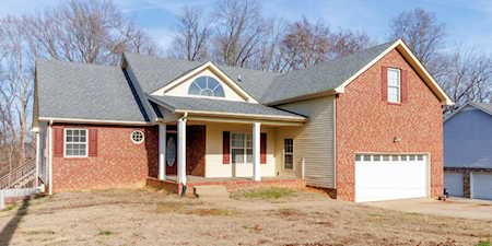 3158 Whitetail Dr Clarksville, TN 37043