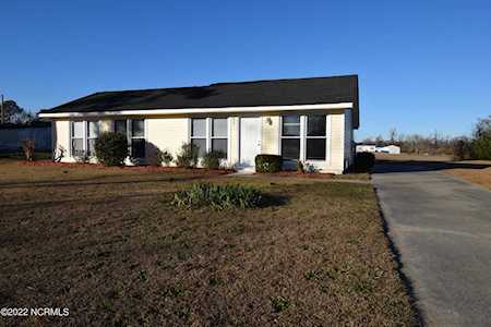 627 Hill Road Circle Ayden, NC 28513