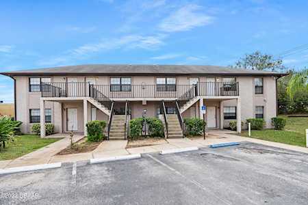 1290 9th Street #101 Daytona Beach, FL 32117