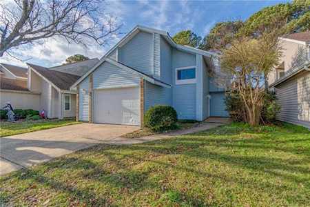 953 Lord Dunmore Dr Virginia Beach, VA 23464