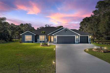 3927 Oak Pointe Dr Lady Lake, FL 32159
