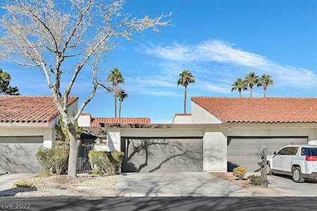 2538 La Fortuna Ave Las Vegas, NV 89121