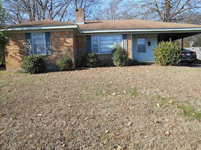 335 W Peg Ln Memphis, TN 38117