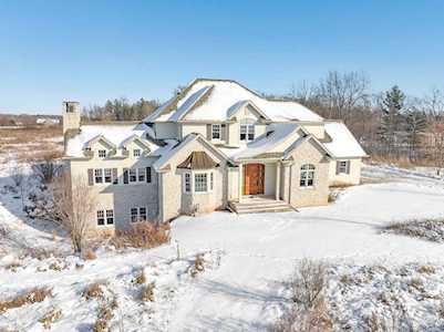 5305 Goldust Ct De Pere, Town of Rockland, WI 54115