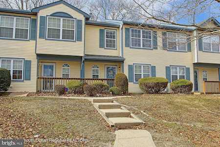 27 Quail Run Bayville, NJ 08721
