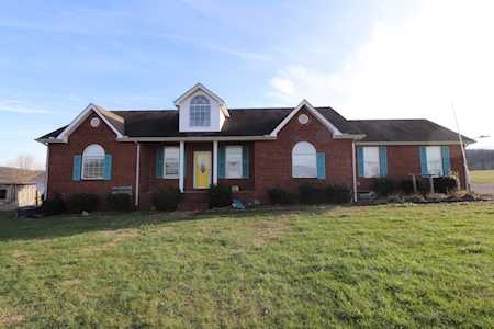 2040 Honeysuckle Rd Hartsville, TN 37074