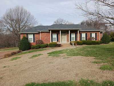 8118 Cloverland Dr Nashville, TN 37211