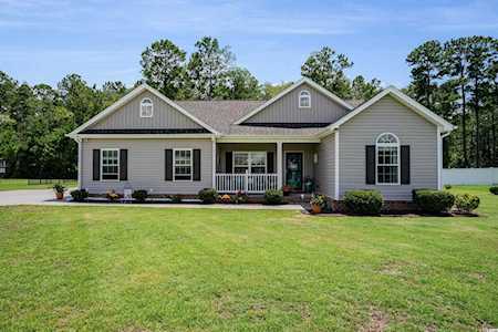 220 Highmeadow Ln. Aynor, SC 29511