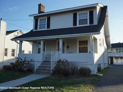 305 Evergreen Ave Bradley Beach, NJ 07720
