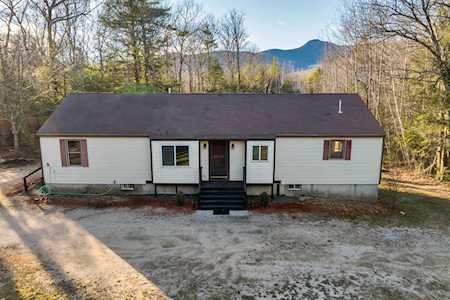 8 Ross Farm Rd Albany, NH 03818