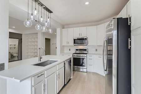2565 Franklin Avenue #308 Saint Paul, MN 55114