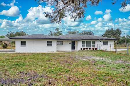 3971 Magnolia Dr Indian Lake Estates, FL 33855