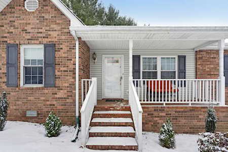 519 Rhodes Cir Gallatin, TN 37066