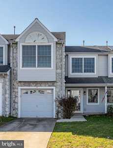 10 Shady Brooke Ln Swedesboro, NJ 08085