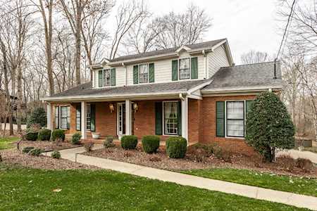 214 Hidden Lake Rd Hendersonville, TN 37075