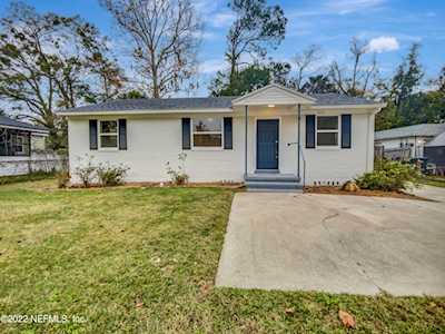 3371 Sheridan RD Jacksonville, FL 32207