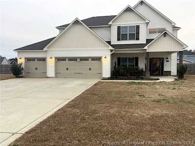 2408 Paron Ct Hope Mills, NC 28348