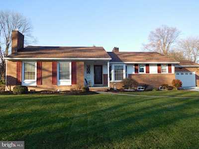 39 Shellburne Dr Wilmington, DE 19803