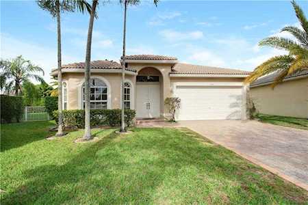 4770 NW 120th Way Coral Springs, FL 33076