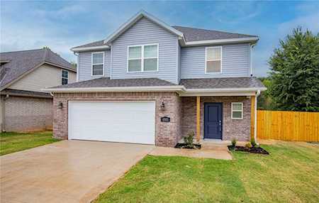 4303 SW Bison St Bentonville, AR 72713