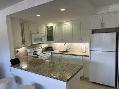 2012 Islewood D #2012 Deerfield Beach, FL 33442