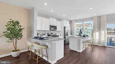 42 Autumn Park Dr Medford, NJ 08055