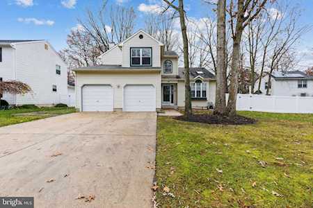 28 Ashland Ave Sicklerville, NJ 08081