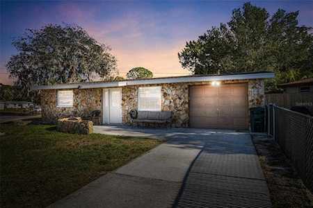5320 Forest Hills Dr Holiday, FL 34690
