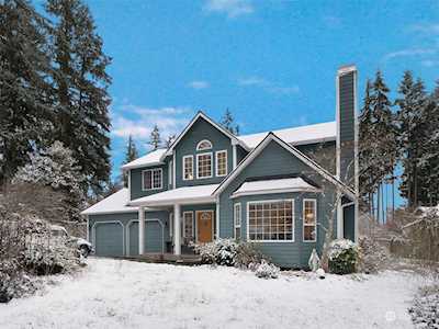 657 Alford Place NW Bainbridge Island, WA 98110