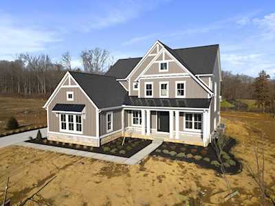 1758 Scenic Bluff Court Delaware, OH 43015
