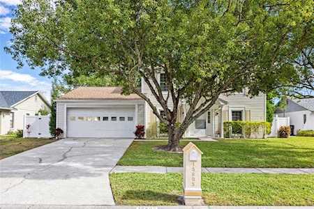 15805 Bridgewater Ln Tampa, FL 33624