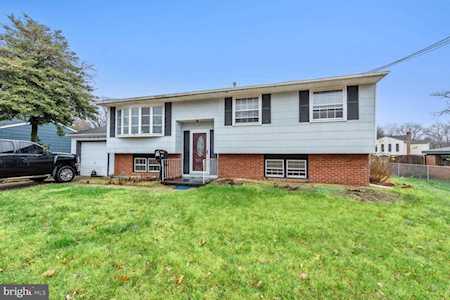 309 Ellis Ct Lawnside, NJ 08045