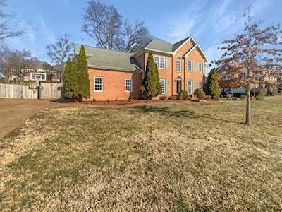 2906 Stewart Campbell Pt Thompsons Station, TN 37179
