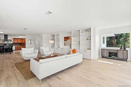 5695 Rainbow Heights Rd Fallbrook, CA 92028