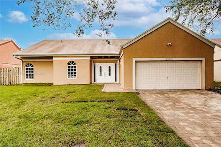 2830 Devonwood Ave Miramar, FL 33025