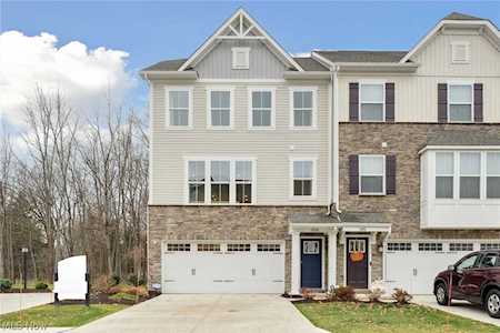 1498 Chenin Run Avon, OH 44011