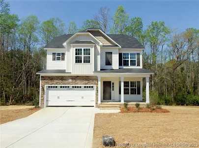 4612 Scenic Pines Dr Hope Mills, NC 28348
