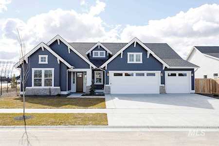 4911 W Little Feather St Eagle, ID 83616