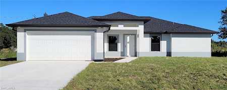 6003 N Pat Ave Lehigh Acres, FL 33971