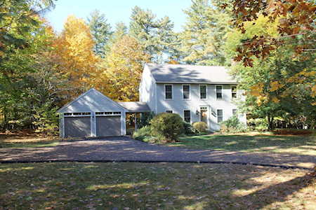 17 Morgan Dr Bow, NH 03304
