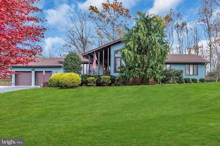 2164 Hidden Brook Dr Wall Township, NJ 07719