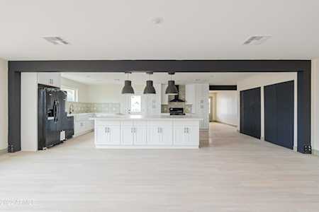 6931 E Portland Street Scottsdale, AZ 85257