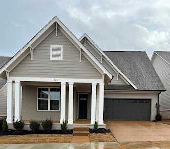 12745 S Hollow Oak Dr Arlington, TN 38002