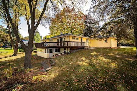 1963 Rishworth Lane White Bear Lake, MN 55110