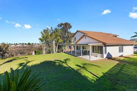 7655 Bagwell Cove San Diego, CA 92126