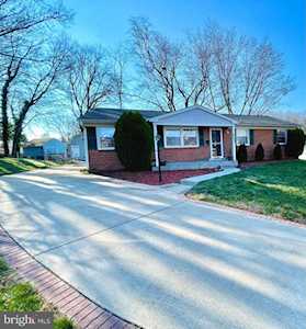 4303 Kirkland Ct Woodbridge, VA 22193