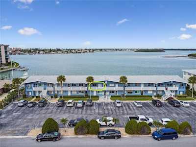 250 126th Ave #205 Treasure Island, FL 33706